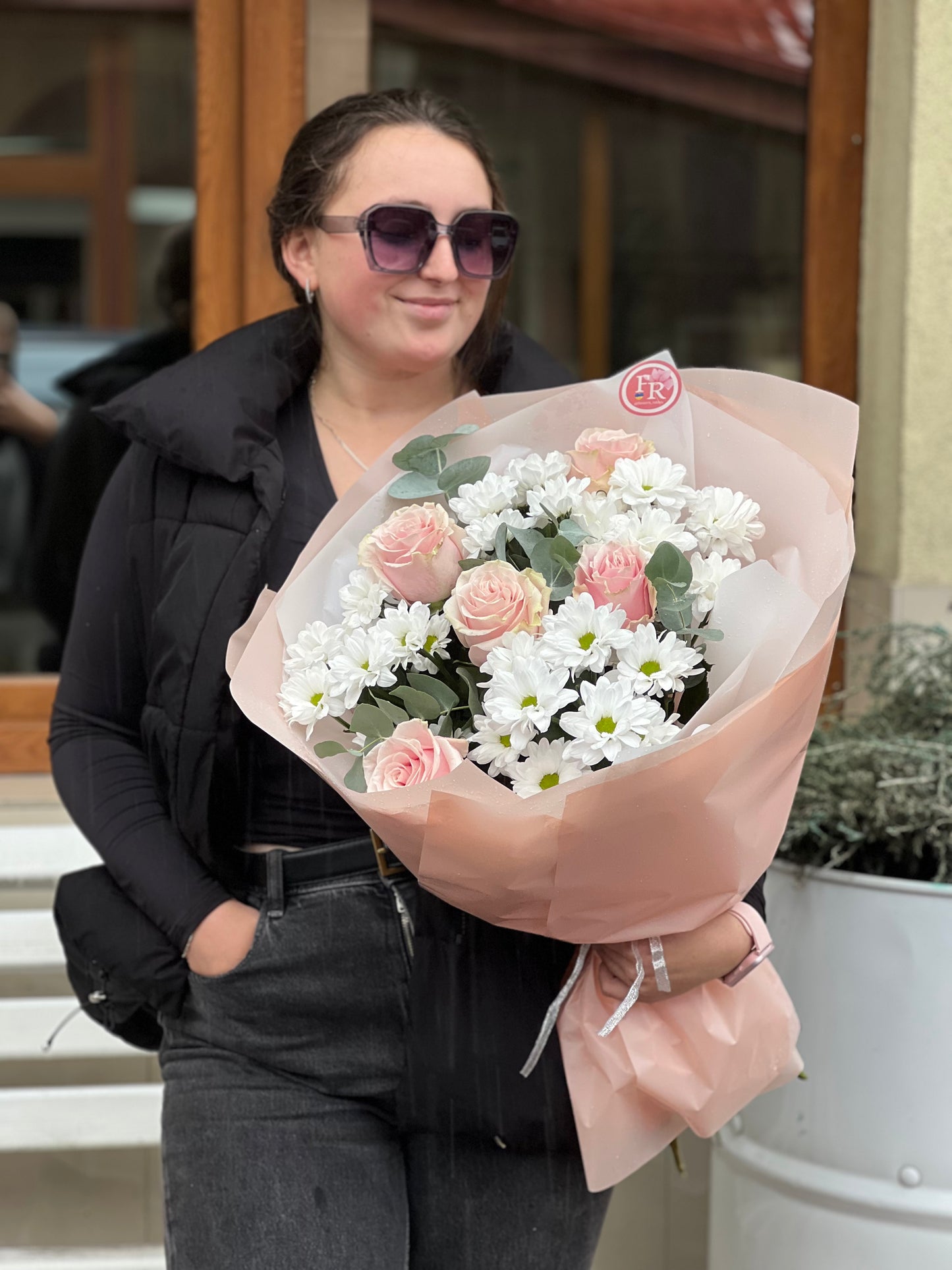 Дуо букет - троянди з хризантемами