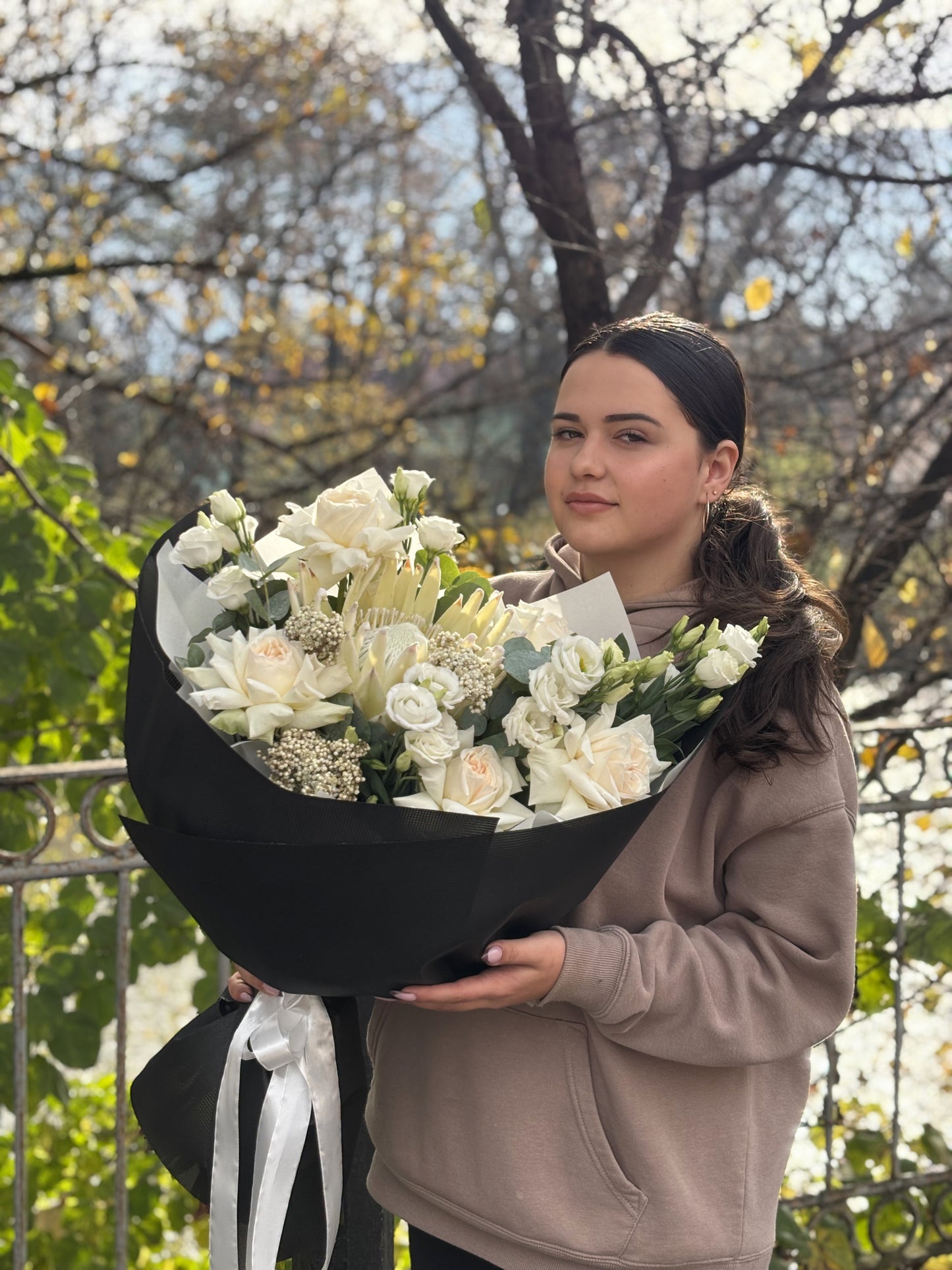 Комбінований букет з Протеями