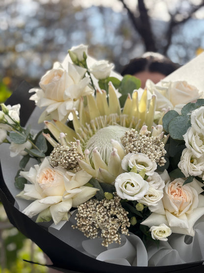 Комбінований букет з Протеями