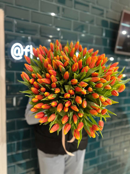 Букет з тюльпанів 150 шт